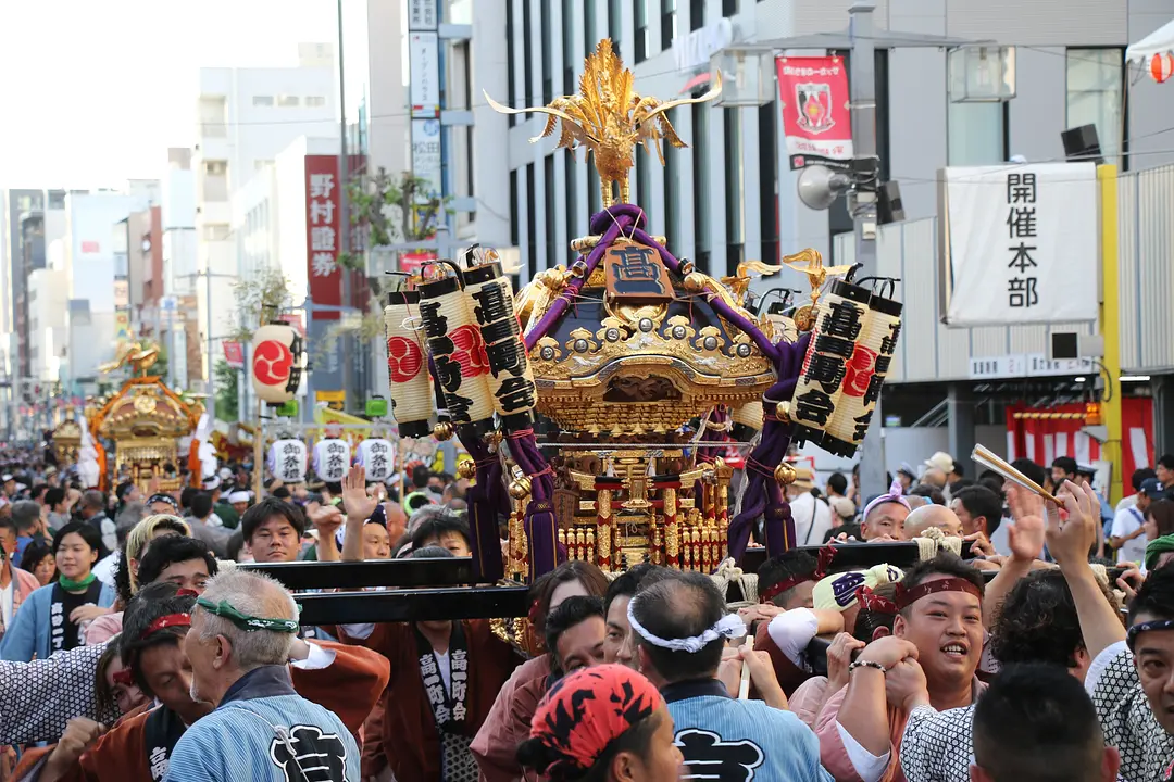 みこし渡御 -1