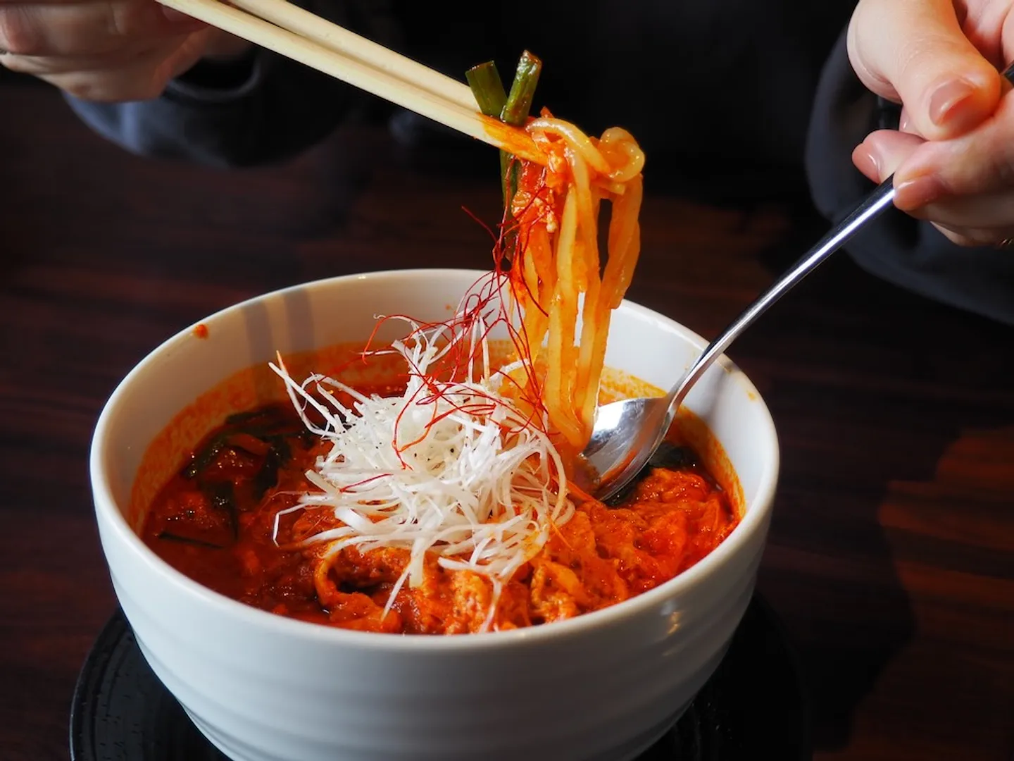 焼肉セナラの辛麺