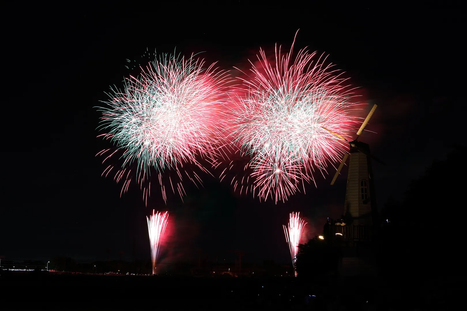 さいたま市花火大会大和田公園会場2